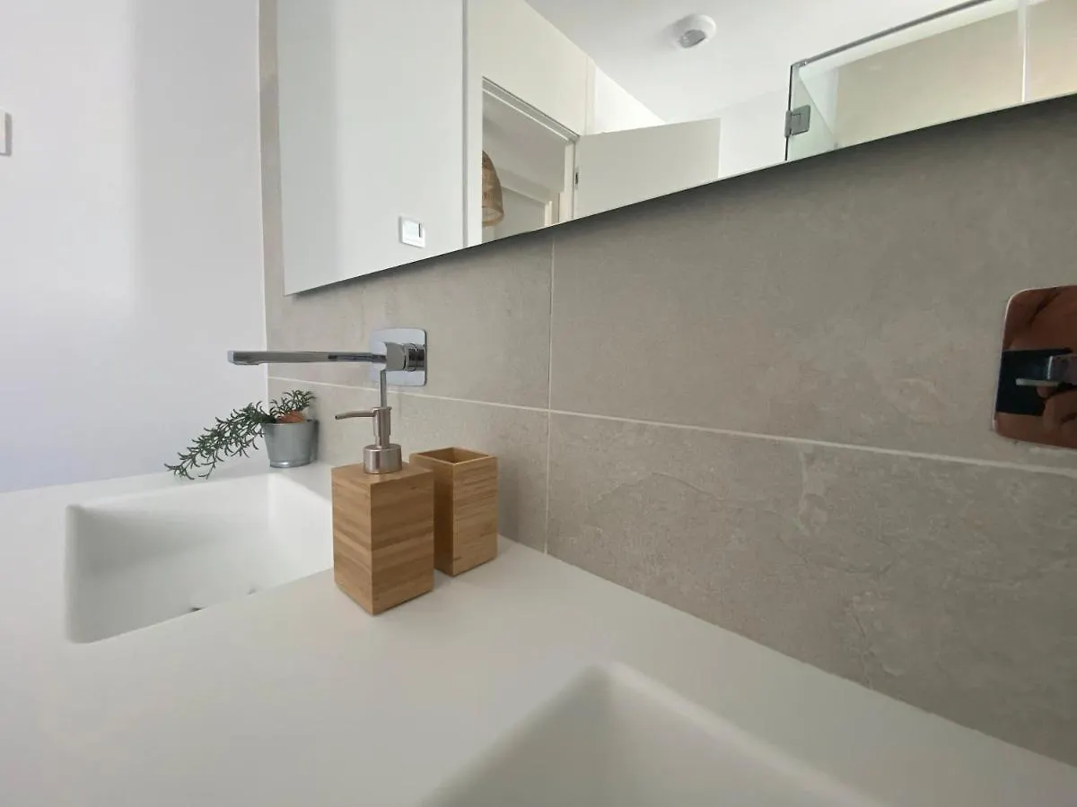 Luxury Blue Maritimo 2 Bedrooms Apartment Artola Homes Cabopino Marbella Španělsko