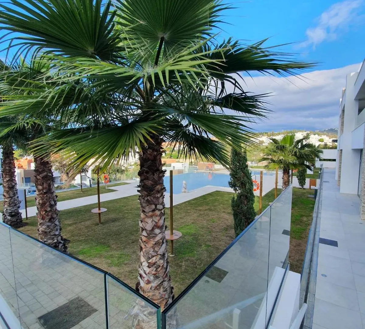 Luxury Blue Maritimo 2 Bedrooms Apartment Artola Homes Cabopino Marbella 0*,  Spain